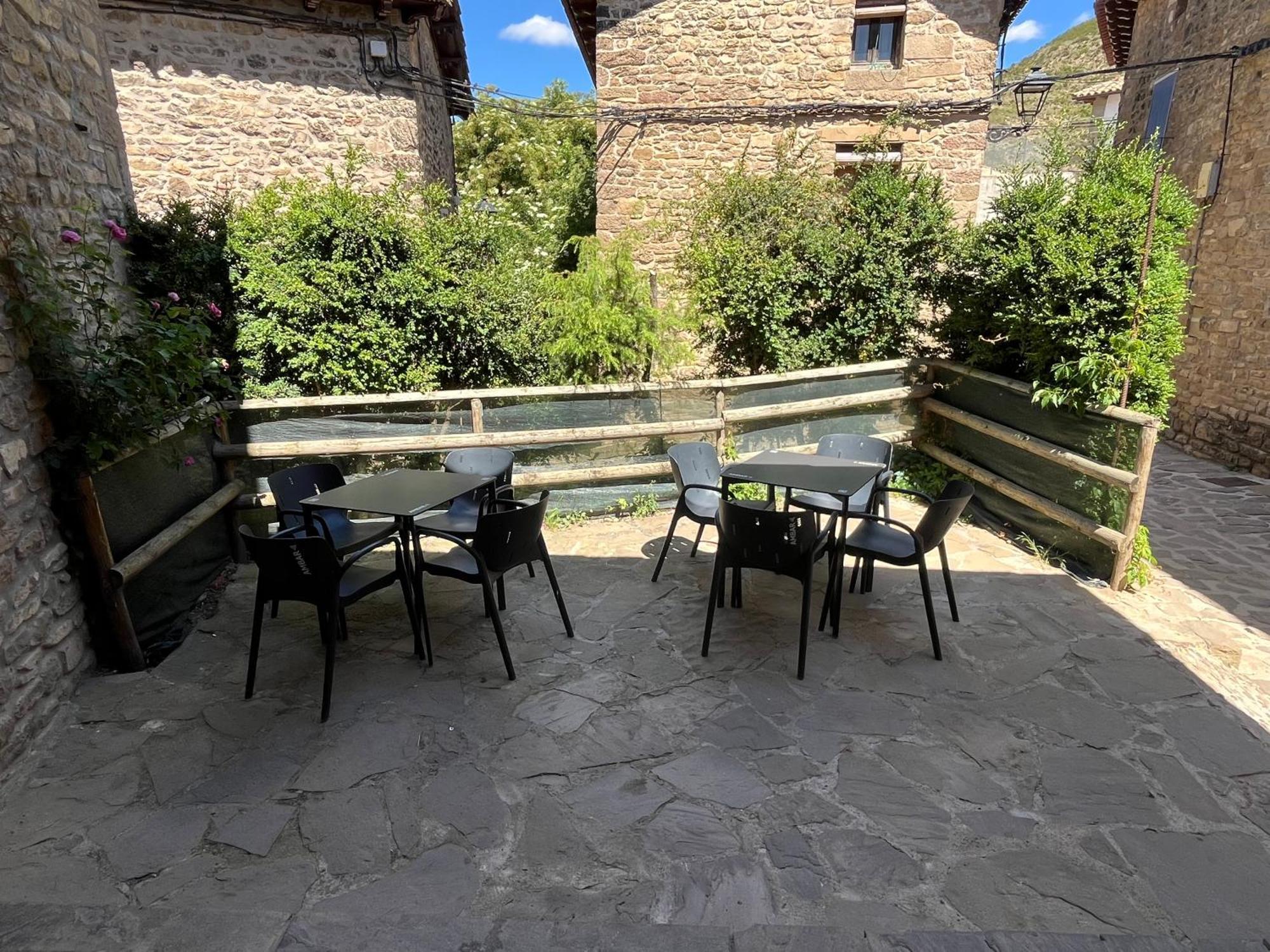 Posada Ostablaus Longas Dış mekan fotoğraf
